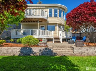 4014 32nd Avenue SW, Seattle, WA 98126