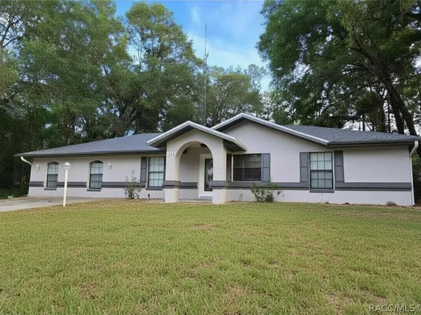 1570 W Datura Ln, Citrus Springs, FL 34434