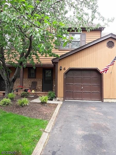 2nd image of 4 Estate Rd