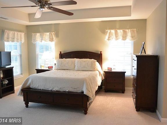4th image of 9030 Merlot Ct