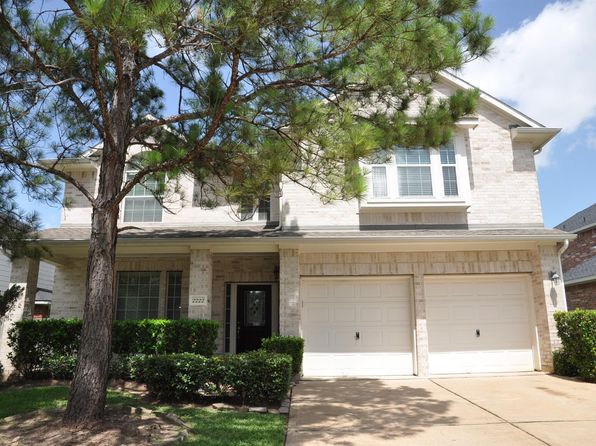 2222 Drake Falls Dr