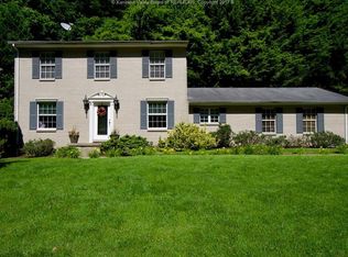 776 Lower Donnally Rd, Charleston, WV 25304