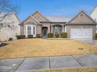 825 Stonehaven Rd SW, Atlanta, GA 30331