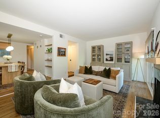 Sir Johns Hill, Charlotte, NC 28226