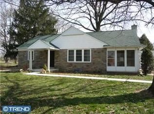 408 N Lewis Rd, Royersford, PA 19468