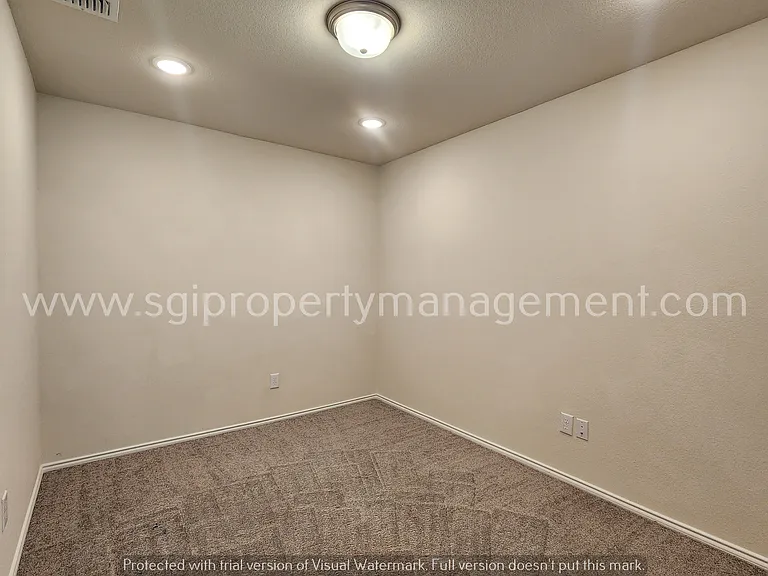 1427 Ganado Dr — Photo 4