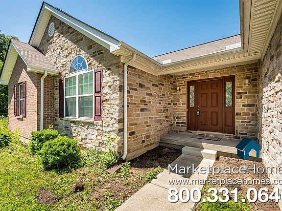 3rd image of 9358 Meadow Trl