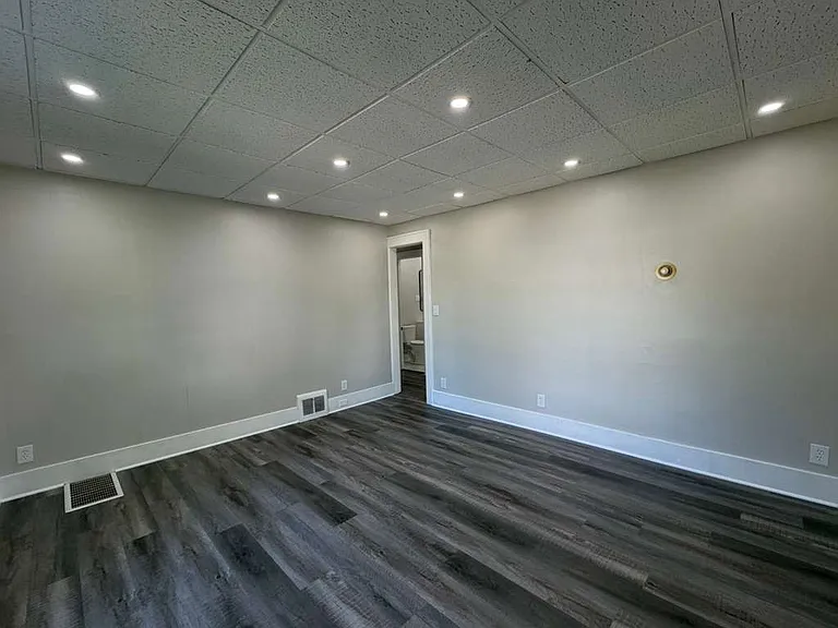 1700 E 290th St #1 — Photo 11