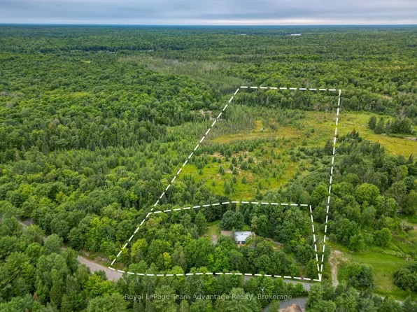 268 Loch Erne Rd, McDougall, ON P2A 2W7