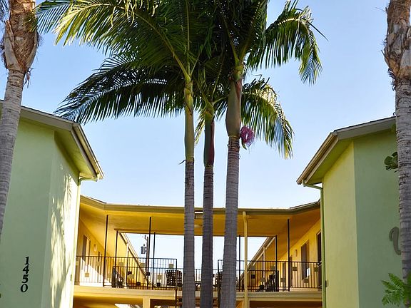 4th image of 1450 W 179th St APT 8