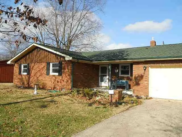 2112 Spang Ave photo 1