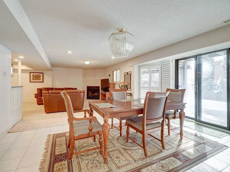 1374 Heritage Way #BASEMENT — Photo 11