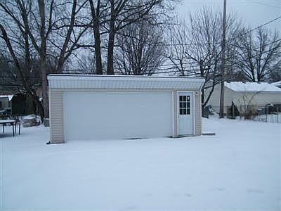 2nd image of 6219 Carol Dr