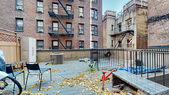Rented by Bond New York | media 1