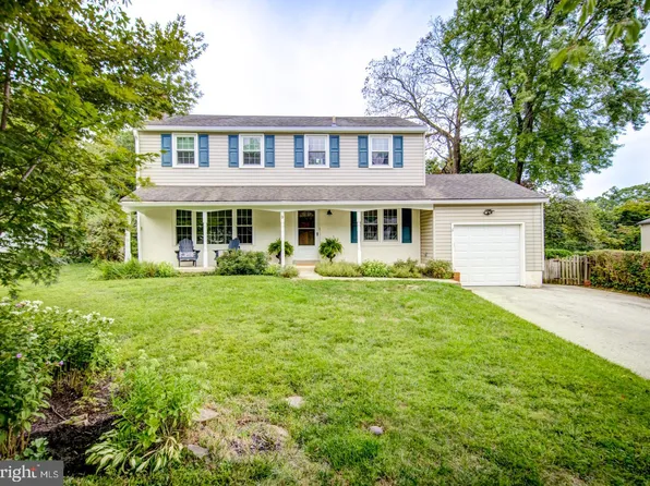 9 Morris Cir, Wayne, PA 19087