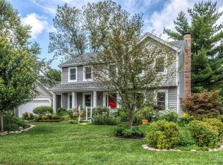 27 Fox Lake Ct, Saint Charles, MO