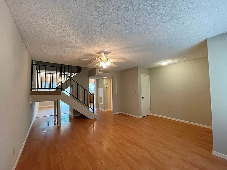 9502 Quail Village Ln — Photo 9