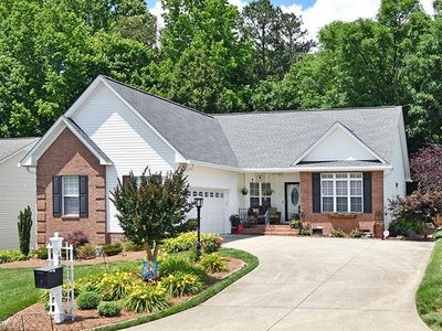 1905 Austin Place Ln, Winston Salem, NC, 27127