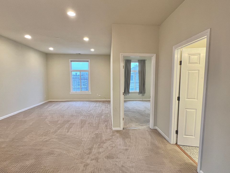 1st image of 567 12th Ave #B