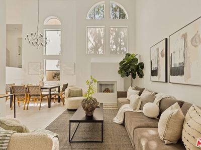 136 S Clark Dr APT 7, Los Angeles, CA, 90048