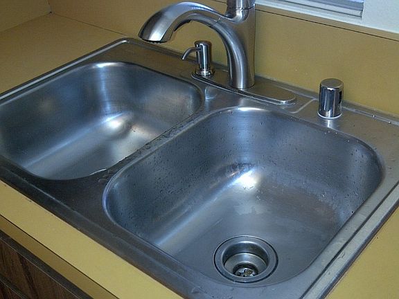 Kitchen sink