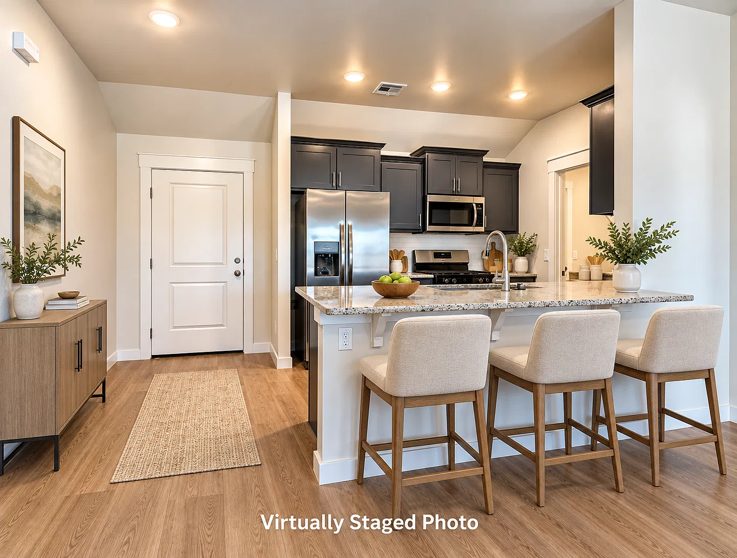 3 bed, 1200 sqft, $1,740 — Photo 4