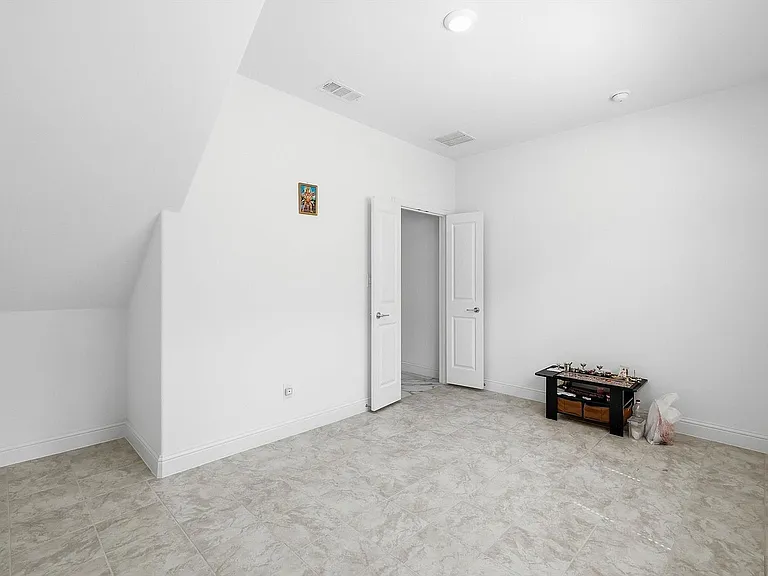 3309 Ashlar Ct — Photo 4