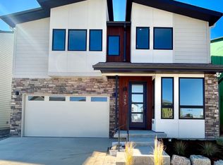 365 Fox Ln, Superior, CO 80027