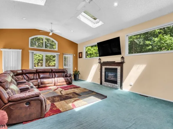 21 Chelsea Rd, Jackson Twp., NJ 08527