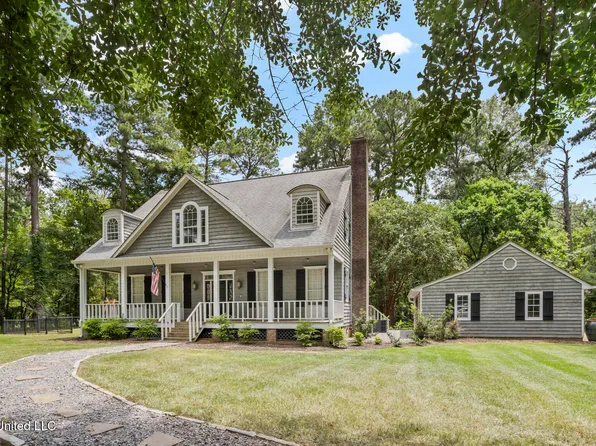 237 Green Oak Ln, Madison, MS 39110