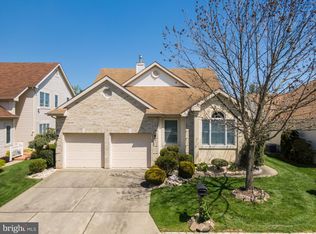 51 Dawson Ln, Monroe Township, NJ 08831
