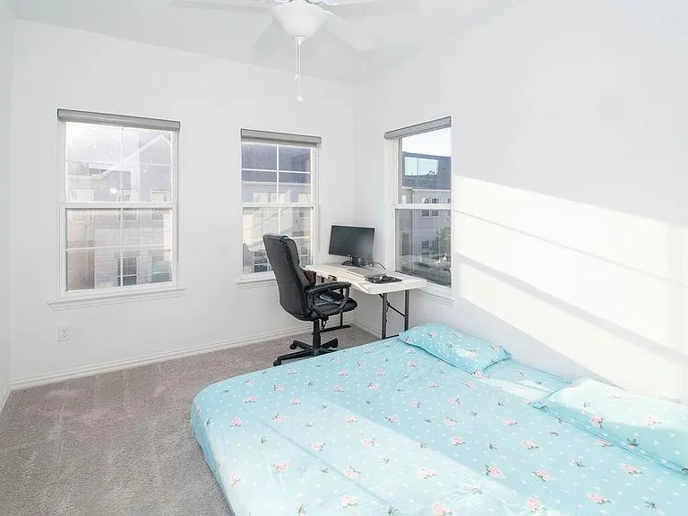 9923 Schramm St — Photo 17