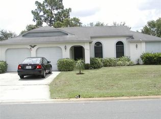 5002 Plumosa St, Weeki Wachee, FL 34607