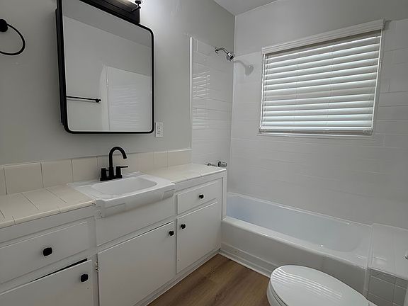 5th image of 4500 W Martin Luther King Blvd #2