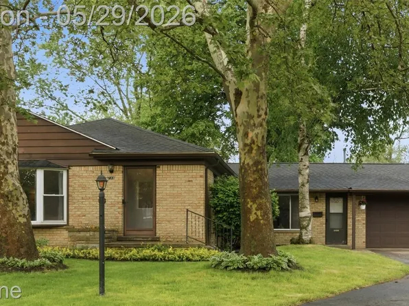 733 S Webik Ave, Clawson, MI 48017