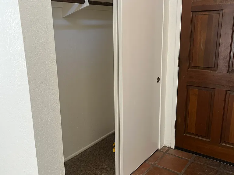 1749 Haydn Dr — Photo 17