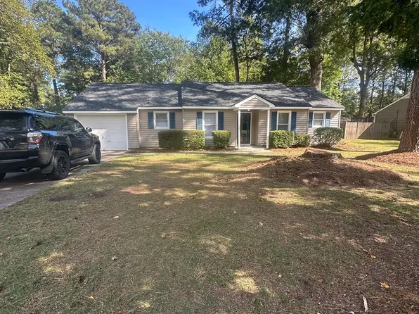 3005 Red Fox Rd, Trent Woods, NC 28562