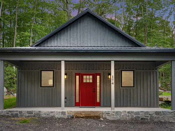 174 Dogwood Dr, Terra Alta, WV 26764