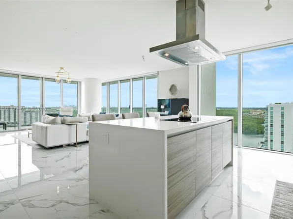 330 Sunny Isles Blvd Unit 5-2102, Sunny Isles Beach, FL 33160