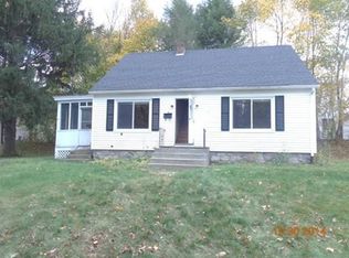 6 Daniels St, Dudley, MA 01571