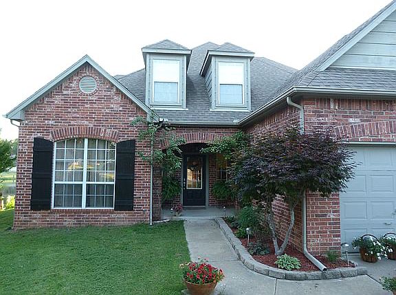 1456 Fir Drive