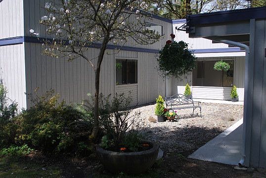 1st image of 10705 Lathrop Ln NW