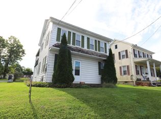 121 S Market St #B, Ephrata, PA 17522