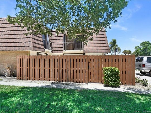 2nd image of 5912 SE Riverboat Dr