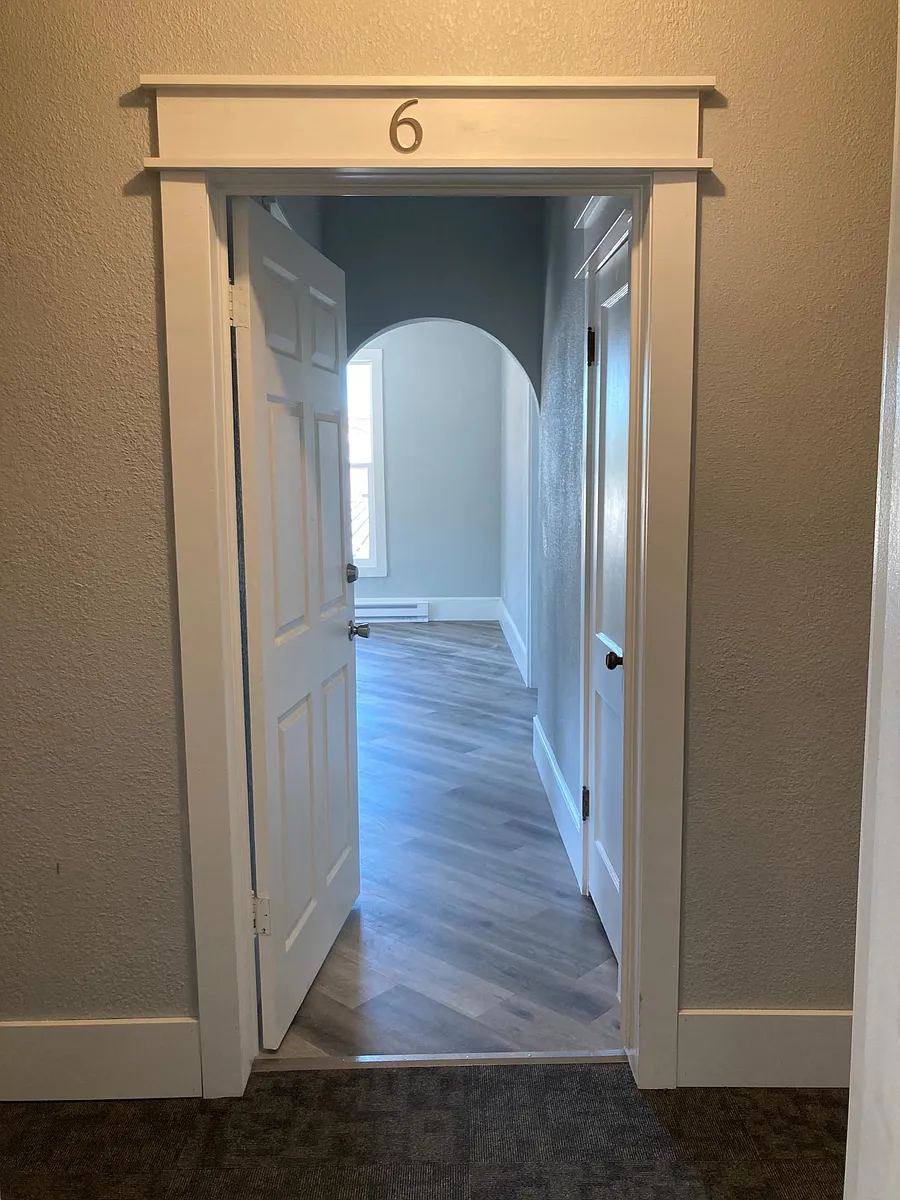 Entrance to Unit - 239 2nd Ave NE #6