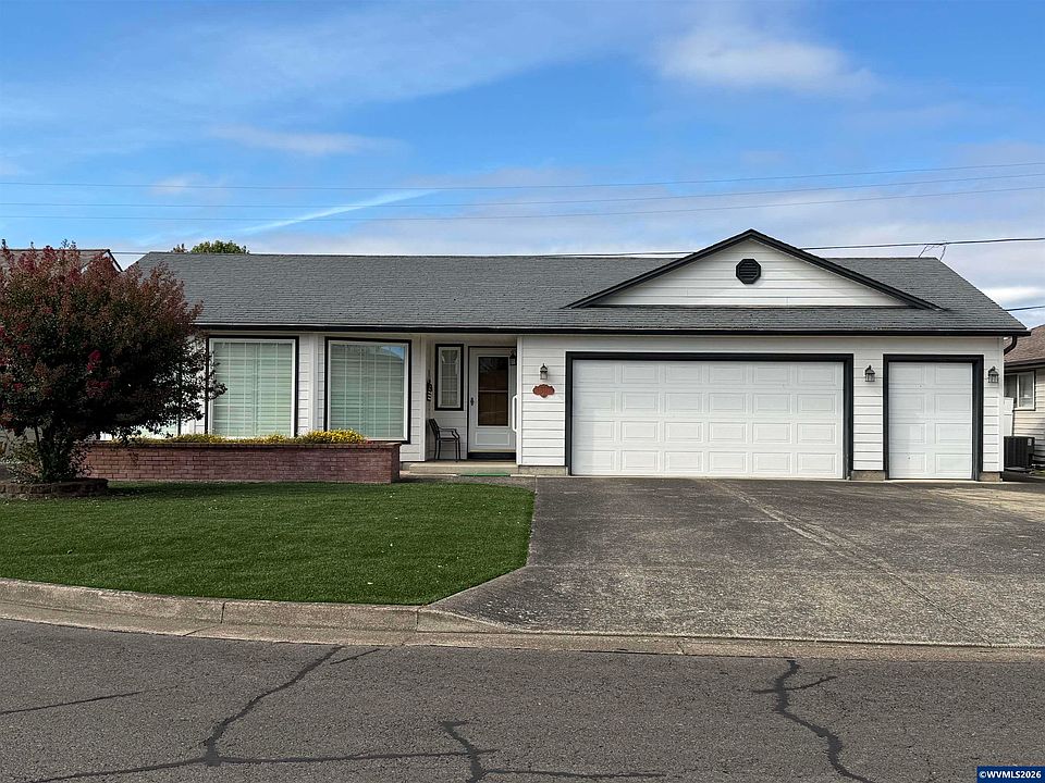 1st image of 1397 Heather Way