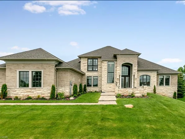 330 Macdonald St, Caledon, ON L7C 1G7