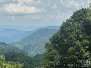 84 Goldenleaf Rd, Mars Hill, NC 28754