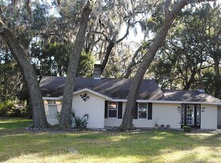 1026 E 11th Ave, Mount Dora, FL 32757