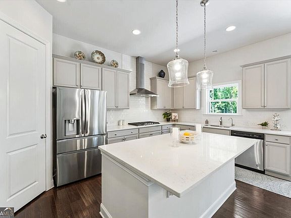 3rd image of 6535 Westrock Ter